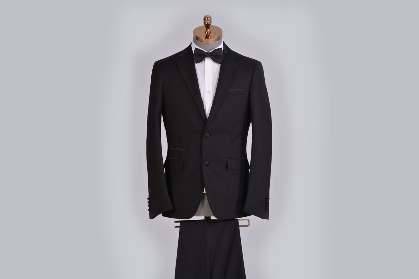 Tuxedo AS1O3004RG