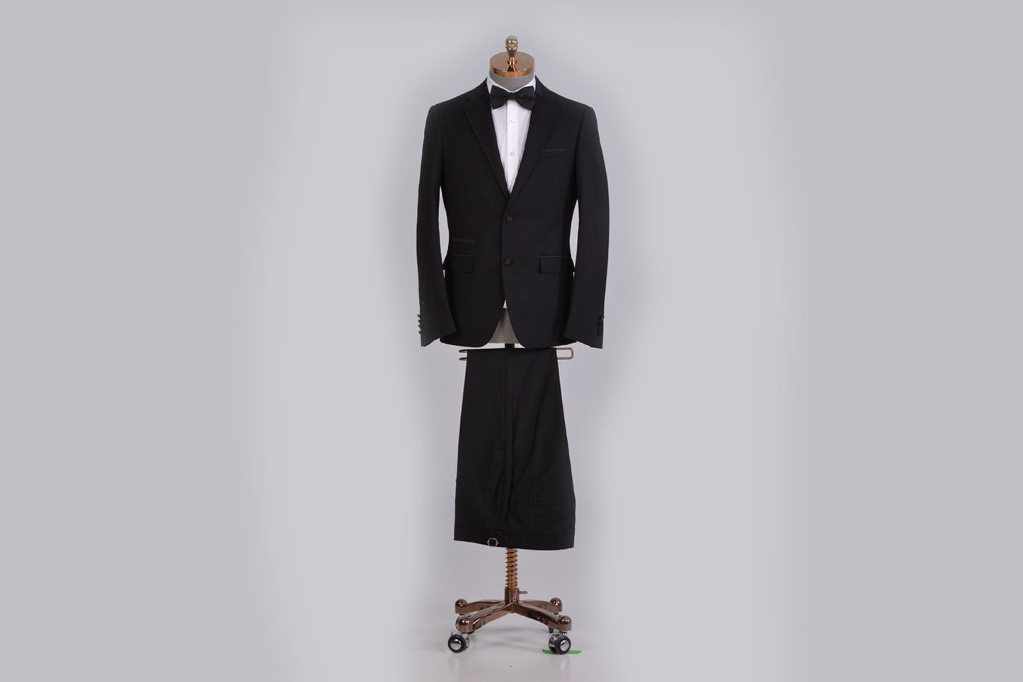 Tuxedo AS1O3004RG