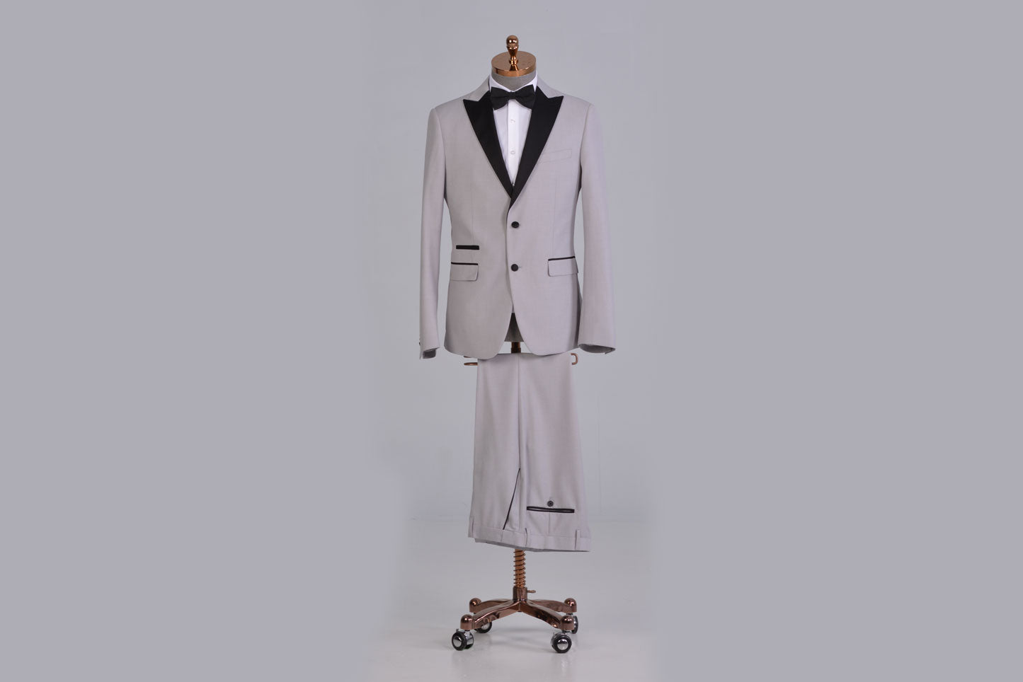 Tuxedo AS1O3300RG Silver