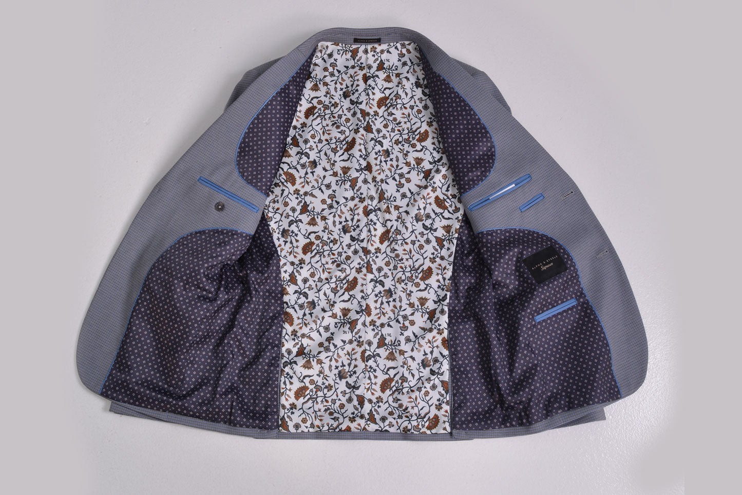 Suits AS1O3014 Brown Check