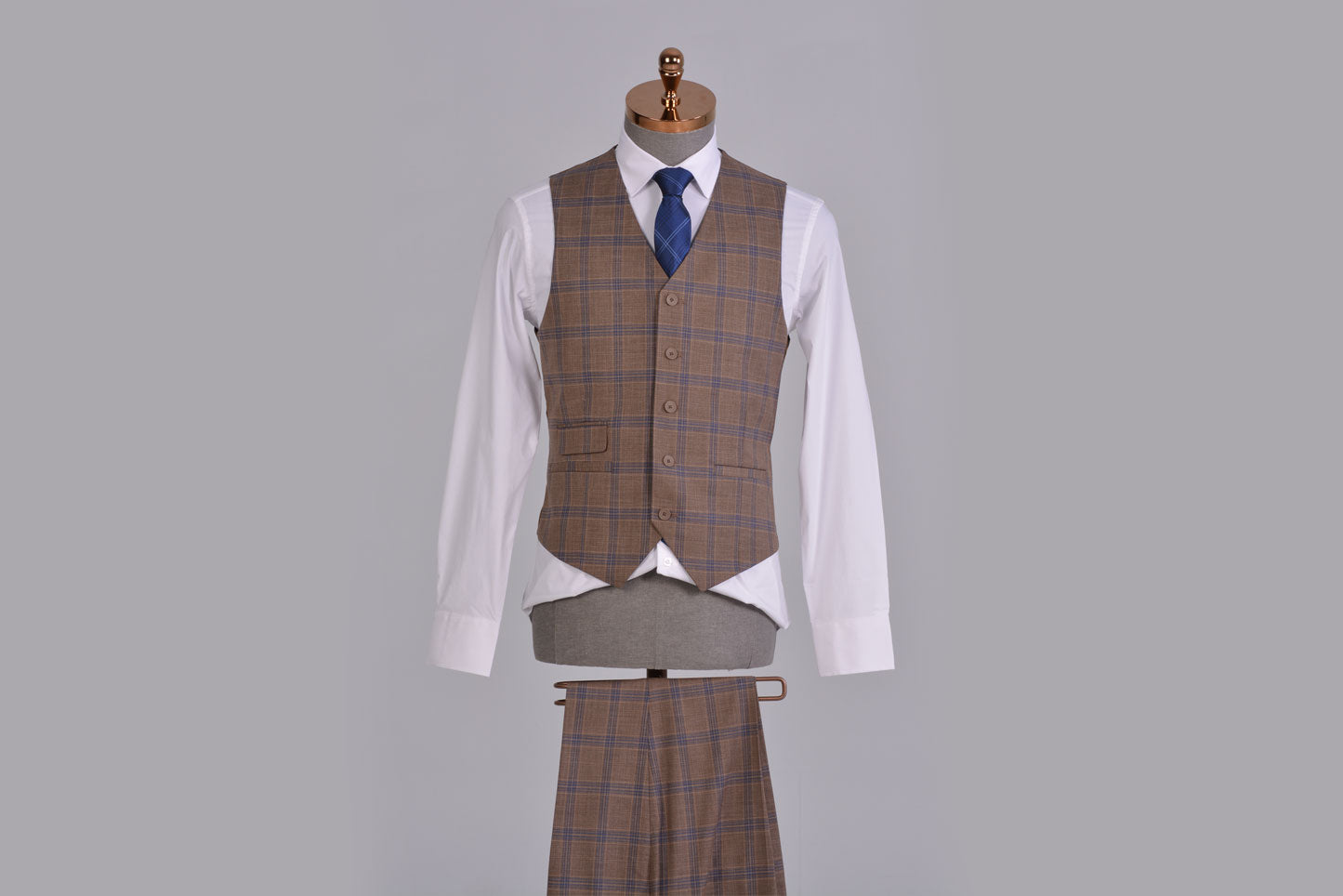 Suits AS1O3007RG Brown