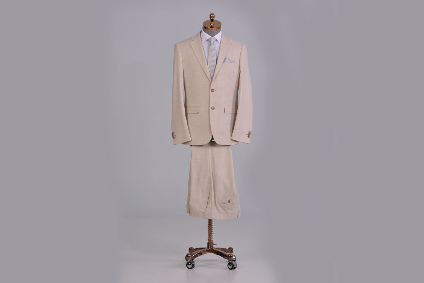 Suits AS1O3041RG Alabaster